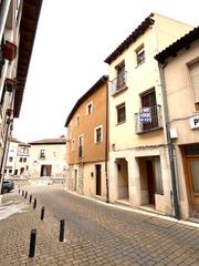 Casa a Calle herreros 16. Edificio en calle los herreros 16