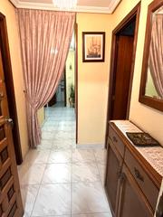 Etagenwohnung  Calle vicente aleixandre 4. Piso centrico