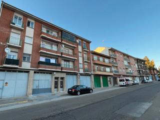 Pis a Carretera peñafiel 15. Piso de 4 habitaciones 107 m2