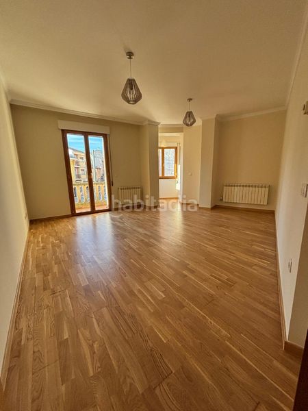 Foto 55b8e00d-7b4f-4238-82ce-a514dc3233d7. Pis a plaza de los coches 7 a Cuéllar