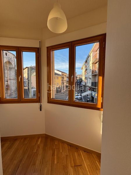 Foto fb0abcb1-26fd-4d60-938b-eac0757a0ed0. Pis a plaza de los coches 7 a Cuéllar