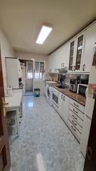 Appartement  Calle san miguel 6. Estupendo piso de 2 habitaciones con garaje y trastero
