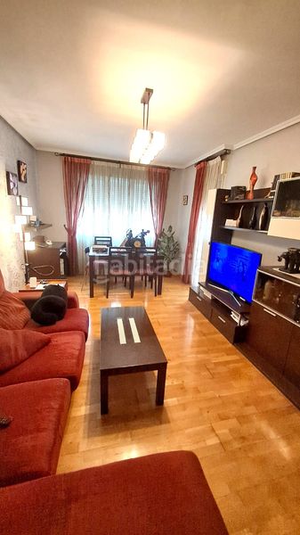 Foto d964868c-0cb3-4964-a89b-35a28aeb36bb. Flat in calle pablo neruda 2 in Cuéllar