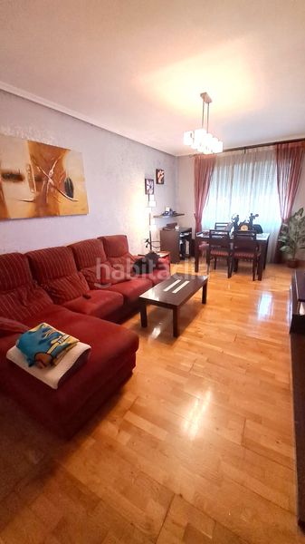 Foto e50847f2-2440-491a-b87e-d53cf6ecd868. Flat in calle pablo neruda 2 in Cuéllar