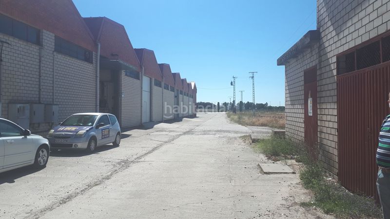 Foto 6bda435d-38bb-41c5-ae72-2538607cec4f. Nau industrial a carretera valladolid 3 a Cuéllar
