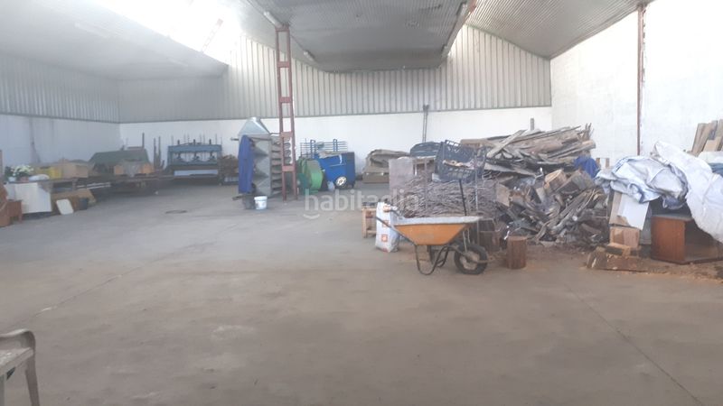 Foto a2fbd700-c868-4c4b-96ea-89d7e0facb16. Nau industrial a carretera valladolid 3 a Cuéllar