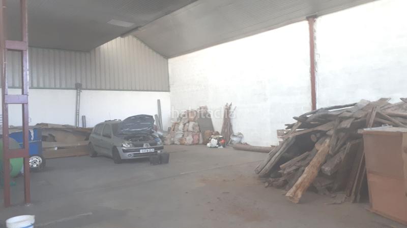 Foto 0126bd11-b3b9-4462-ac7e-6351c90c66a3. Nave industrial en carretera valladolid 3 en Cuéllar