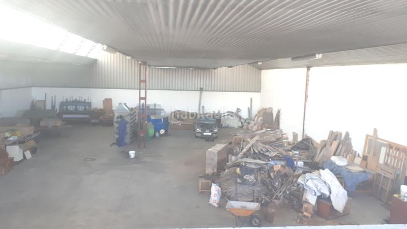 Foto 0f6a556b-b96d-4119-9e9f-045011aee510. Nave industrial en carretera valladolid 3 en Cuéllar