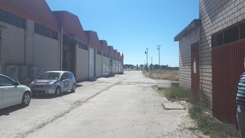 Foto 6bda435d-38bb-41c5-ae72-2538607cec4f. Nave industrial en carretera valladolid 3 en Cuéllar