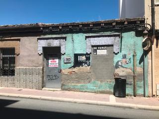 Terreny residencial a Calle villanueva 17. Se vende suelo urbano céntrico