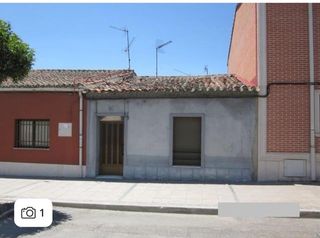 Casa in Avenida de la constitución 53. Se vende casa en la avda constitución