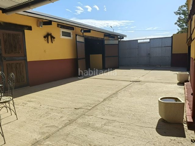 Foto 9ef83845-df81-4ae2-ac10-8ce6e0b8108e. Terreny residencial a Rubí de Bracamonte