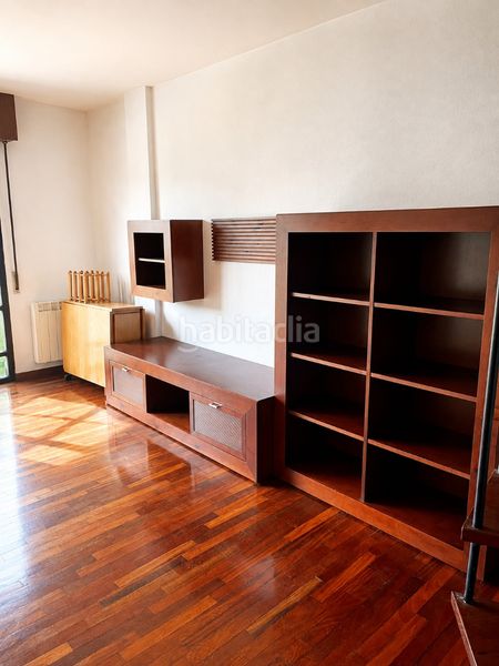 Foto d1968cc0-ca2d-49d5-802f-b53e35b60da0. Duplex in calle camino real 143 in Cartes