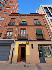 Piso en Calle de San Isidro 10