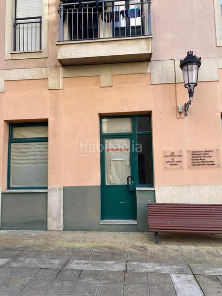 Foto 30492226-fd16-487d-862b-f241b0f27838. Affitto locale commerciale in calle pedro herrero 21 in Carreño