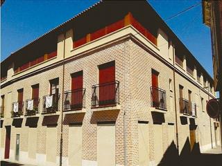 Pis a Calle carnicerías 1. Se vende piso céntrico en olmedo c/ carnicerías