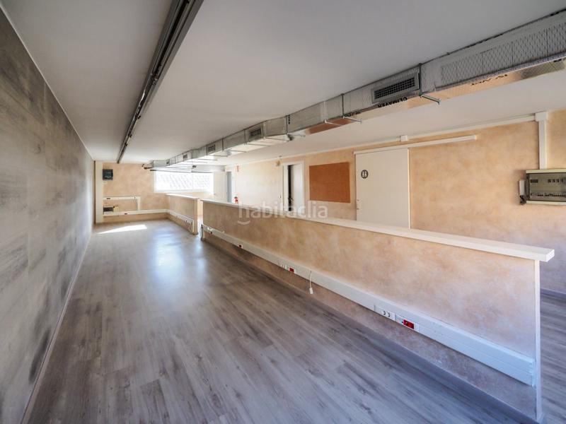 Foto e1b73bc9-1881-4fbc-b151-72d5d8dfb3de. Rent office space with heating in Poble Sec Igualada