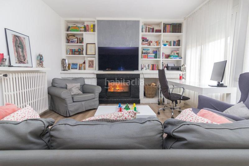 Foto 22f34ce4-a315-42fc-b0a1-98040245bfa6. Casa con riscaldamento in Eixample Sant Cugat del Vallès