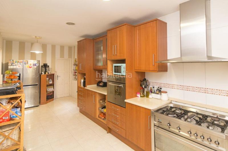 Foto 7da2b8b6-3700-4823-9c8d-9ec629554a0e. Casa con riscaldamento in Eixample Sant Cugat del Vallès