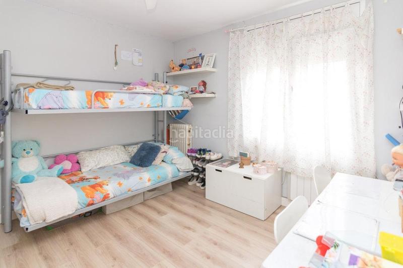 Foto 9b96c591-8f0b-4e60-ad24-34776e5b4f15. Casa con riscaldamento in Eixample Sant Cugat del Vallès