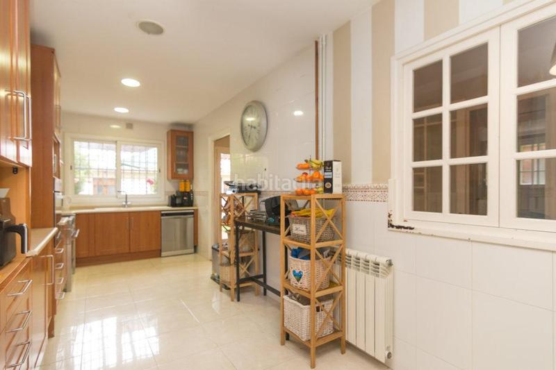 Foto 9ea7a67e-f5ab-4884-ae9a-245138ba7fe5. Casa con riscaldamento in Eixample Sant Cugat del Vallès