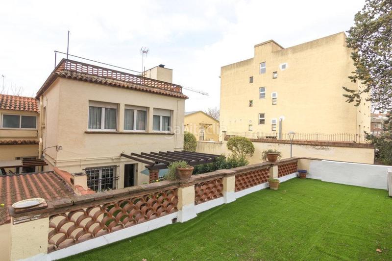 Foto 9f9b102b-e63d-47d5-9f67-be6c47d96379. Casa con riscaldamento in Eixample Sant Cugat del Vallès