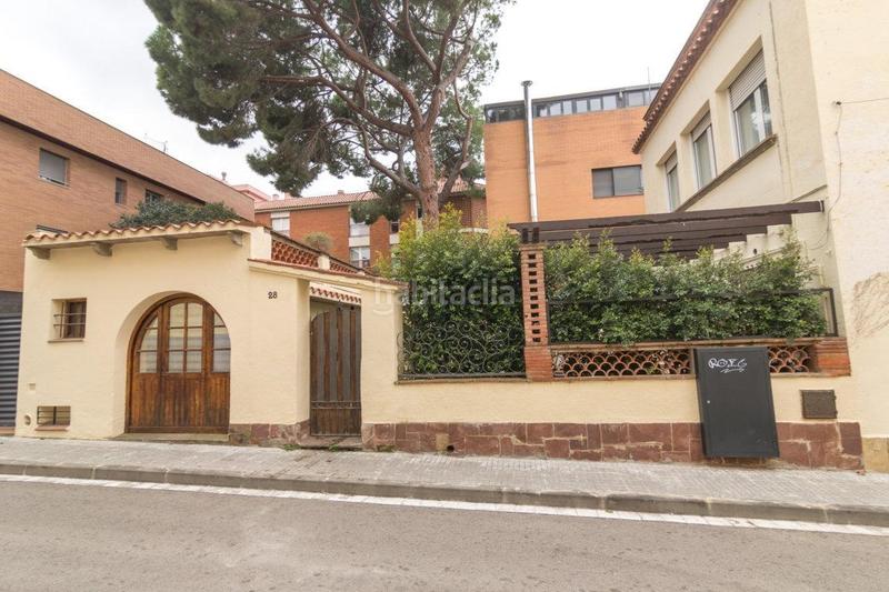 Foto afbbbe3b-3de8-43f5-83ed-a827b51d3e6d. Casa con riscaldamento in Eixample Sant Cugat del Vallès