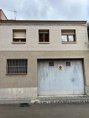 Semi detached house  Churruca