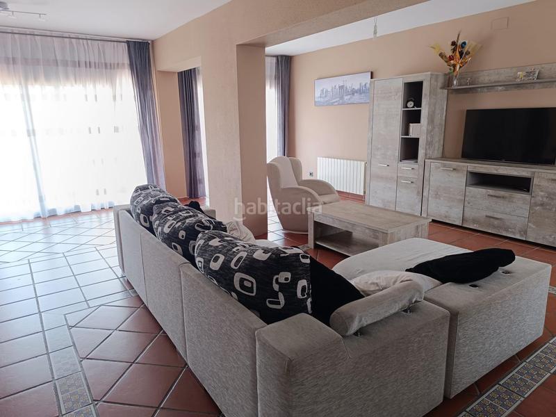 Foto 46c0126f-128d-460a-b935-4614fe501686. Casa amb calefacció aparcament a La plana Esparreguera