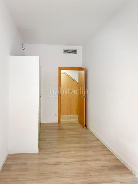 Foto 296d5abf-cbc6-46ef-9910-f734c64b68f1. Appartamento con riscaldamento parcheggio in Eixample Residencial Escala (L´)