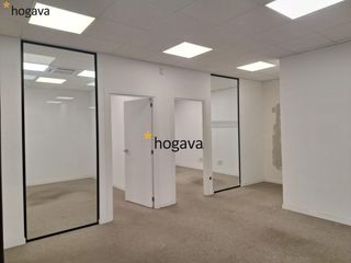 Miete Fabrikhalle in Can Vinyals. Nave industrial en alquiler