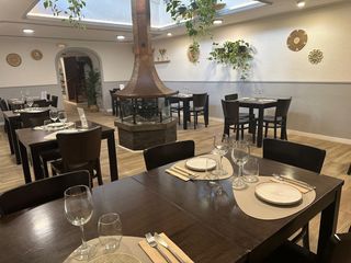 Lloguer Local Comercial  Rambla sant ferran