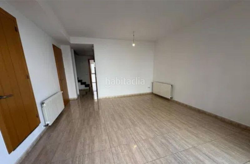 Foto fe1b824c-ba48-4fa7-b385-662276cb351f. Àtic amb calefacció a Eixample Residencial Escala (L´)