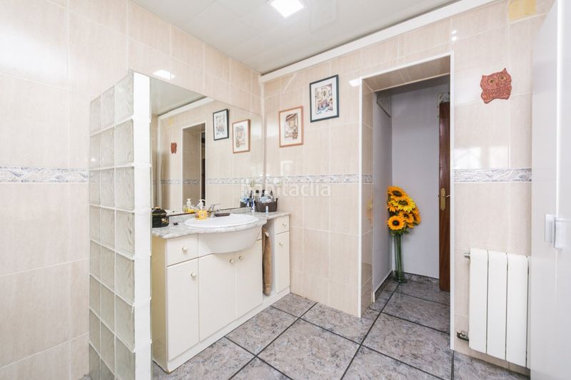 Foto a42c6cf0-c006-4807-a120-1ed2a8faa417. Casa amb calefacció aparcament a Mas d´en Gall Esparreguera