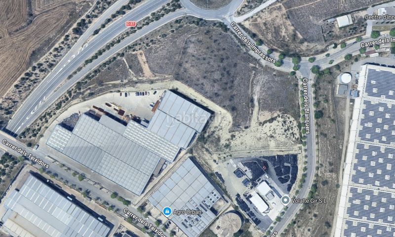Foto a0d093e3-2c17-4b6e-9db6-df1eaf805634. Solar industrial a Vilanova del Camí