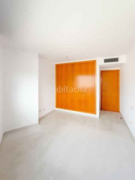 Foto 2043da1c-9823-4b15-8d13-17b96acb2302. Dúplex amb calefacció a Eixample Residencial Escala (L´)