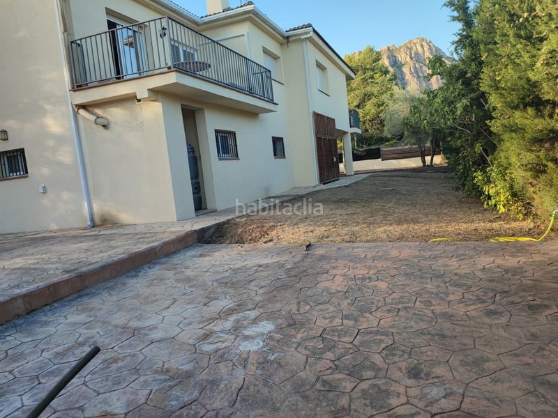 Foto f233c103-5226-4136-b65e-12575c956f41. Casa amb calefacció aparcament a Collbató