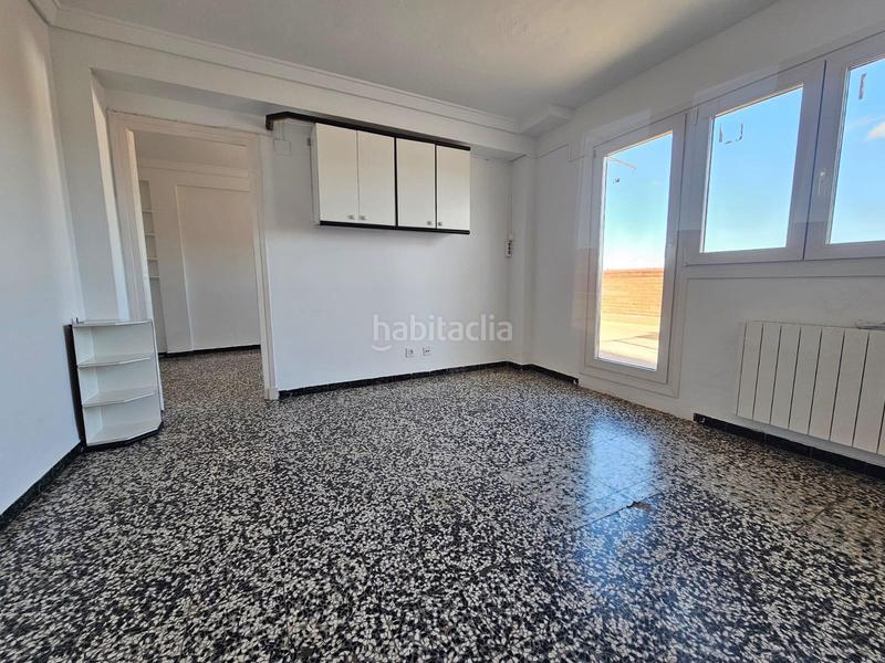 Foto abd29d08-7be3-4ab0-8e4d-7ec4b1b0dc00. Affitto attico in calle zalmedina 1 in Arrabal Zaragoza