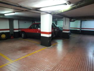 Alquiler Parking coche en Plaza san cristóbal 24