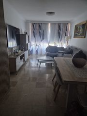 Lloguer Pis  Calle de carmen monteverde. Vivienda plaza weyler