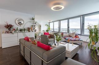 Appartement à Albufereta. Una vivienda reformada con vistas despejadas al mediterráneo