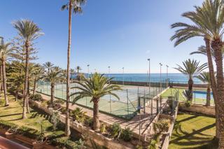Appartement à Albufereta. Vistas al mar en playa albufereta, alicante
