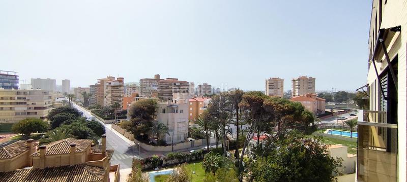 Foto 02f3da17-0ece-4047-b326-31465820f7d6. Piso exclusivo piso con vistas al mar en segunda línea de Playa Muchavista en Campello (el)