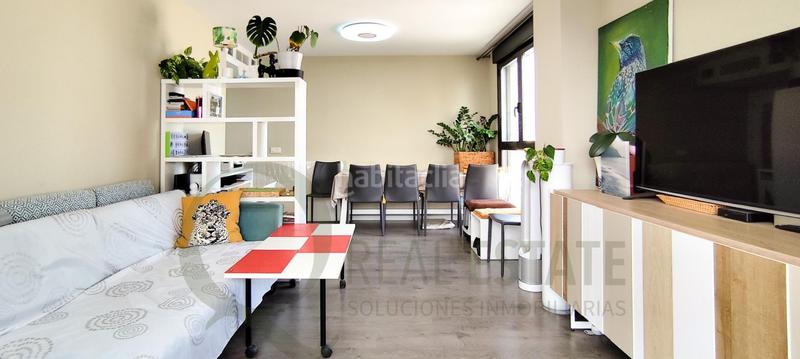 Foto 2b068729-8f47-4a60-911a-c818f9b058ab. Piso exclusivo piso con vistas al mar en segunda línea de Playa Muchavista en Campello (el)