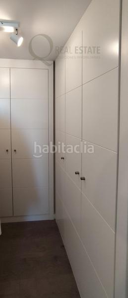 Foto 5174ad99-b83f-417a-a39f-d0d5c203b89b. Piso exclusivo piso con vistas al mar en segunda línea de Playa Muchavista en Campello (el)