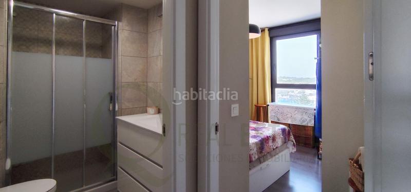 Foto 7a856990-b78a-4ae5-a041-9be31894404f. Piso exclusivo piso con vistas al mar en segunda línea de Playa Muchavista en Campello (el)