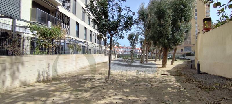 Foto bc6c0d0b-b0d3-4602-811e-f9bbad8e317c. Piso exclusivo piso con vistas al mar en segunda línea de Playa Muchavista en Campello (el)