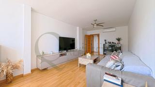 Appartement à Albufereta. Elegancia en la albufereta  piso reformado con vistas al mar y u