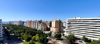 Piso  Avenida maestro jose garberi. Exclusivo piso en pau 5, vistas al mar, terraza amplia y urbaniz