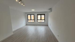 Location Appartement à Mercado. Pisazo amueblado totalmente reformado a estrenar en zona mercado